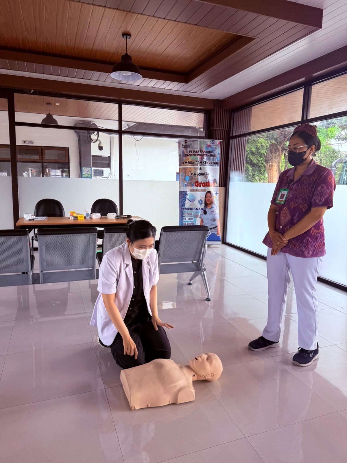 Di Tengah Aktivitas Terminal Ubung,Jasa Raharja Hadirkan Layanan Kesehatan Gratis