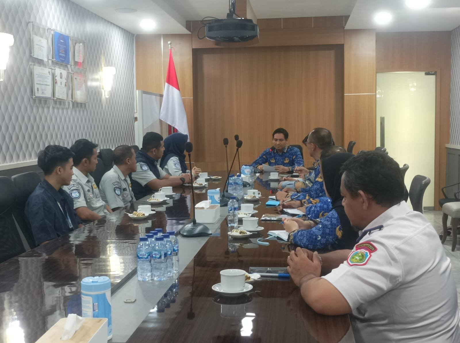 Dukung Program Keselamatan Lalu Lintas Jasa Raharja, Bupati Indramayu Terbitkan Surat Edaran Pemasangan APC (Alat Pemantul Cahaya)