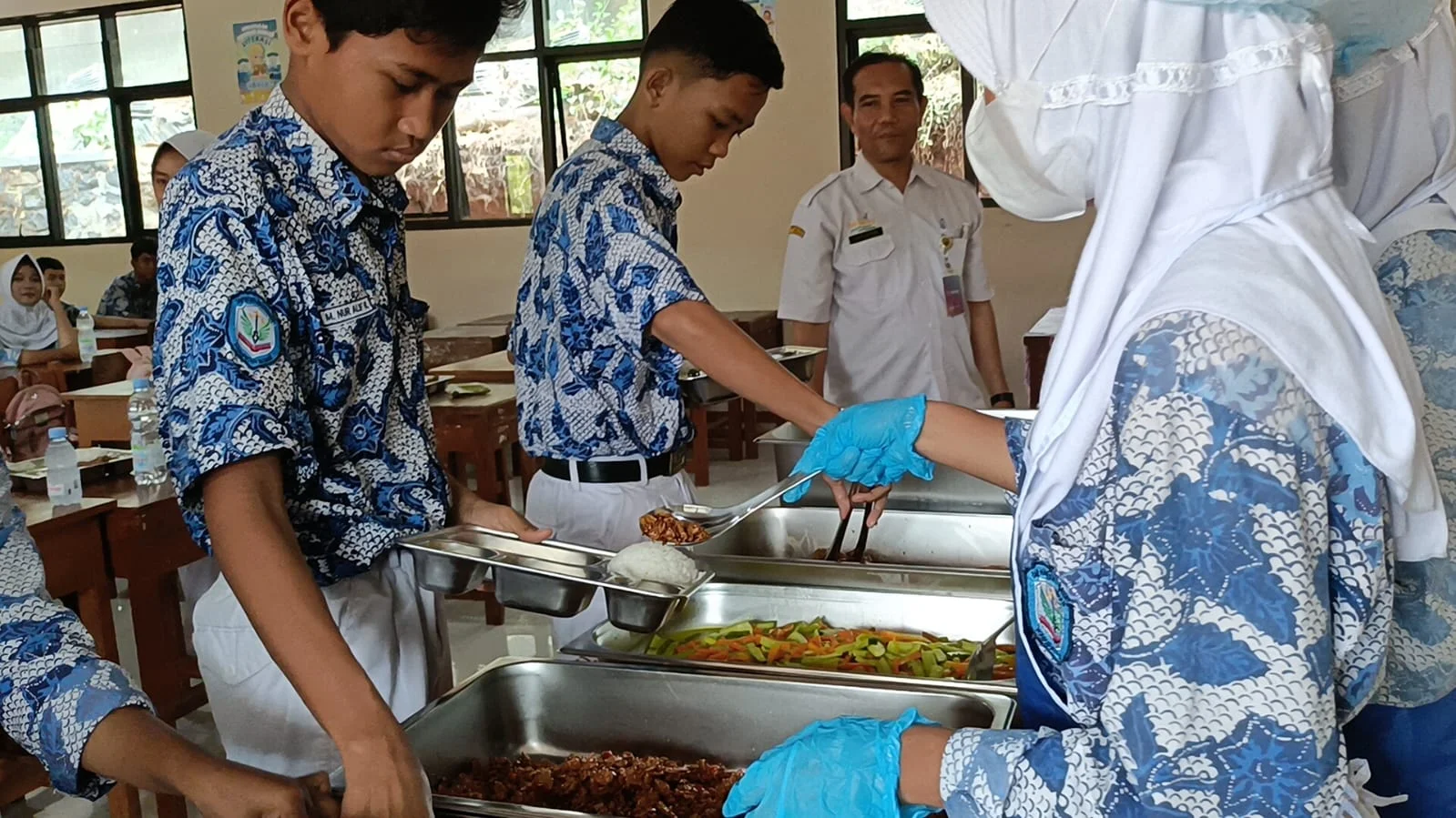 Evaluasi MBG Prasmanan, BGN Targetkan Jangkau 5.000 Titik