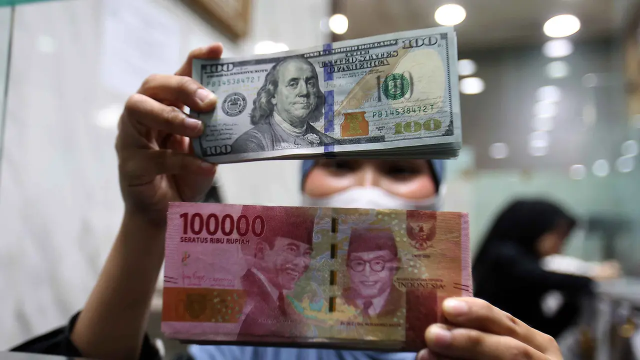Nilai Tukar Rupiah Melemah ke Rp18.099 per Dolar AS saat Pembukaan Perdagangan