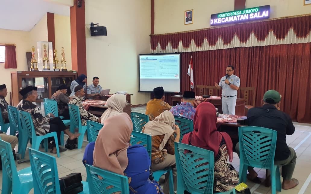 Cegah Kecelakaan di Daerah Rawan Laka, Jasa Raharja Cabang Magelang Laksanakan Sosialisasi Keselamatan di Desa Jumoyo Kecamatan Salam