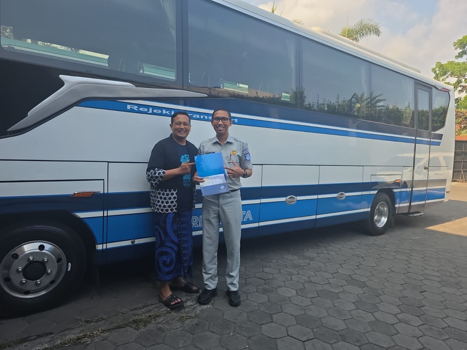 Jasa Raharja Perkuat Kemitraan dengan PT Rejeki Trans Wisata melalui Kegiatan CRM
