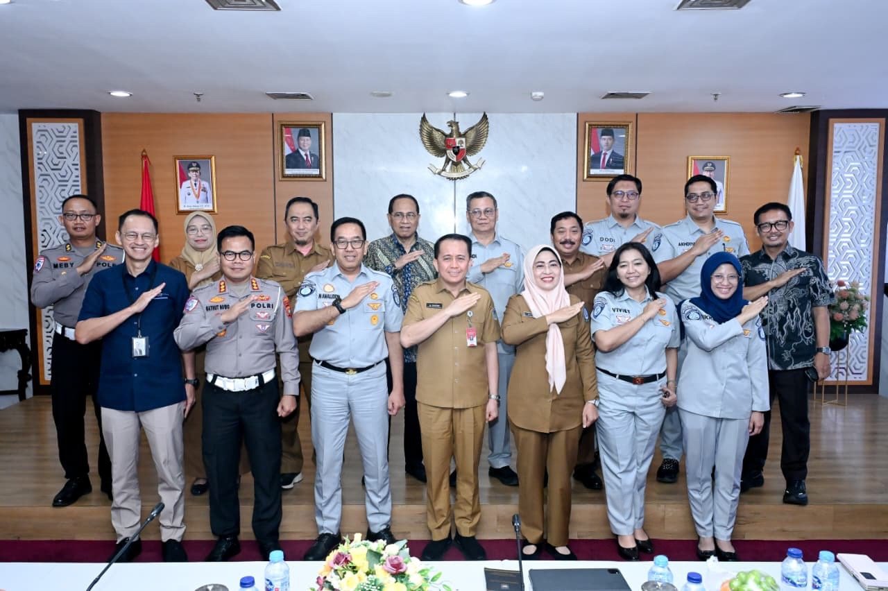 Perkuat Kepatuhan Pajak di Provinsi Kepri, Tim Pembina Samsat Nasional Dorong Pelayanan yang Lebih Mudah dan Adaptif
