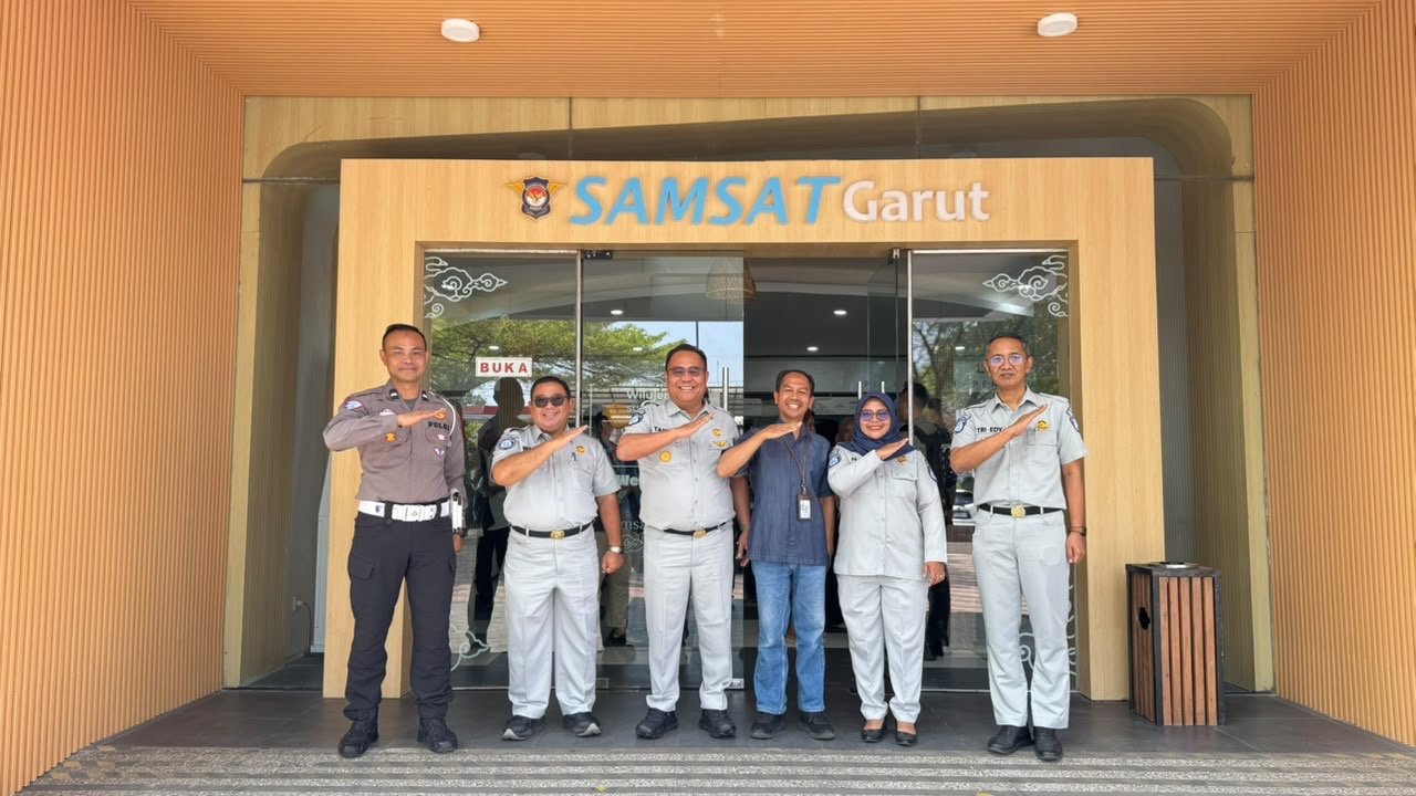 Kepala PT Jasa Raharja Kantor Wilayah Utama Jawa Barat Laksanakan Monitoring dan Evaluasi di Samsat Kabupaten Garut